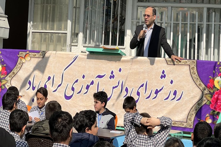 انتخابات شورای دانش آموزی برگزار شد